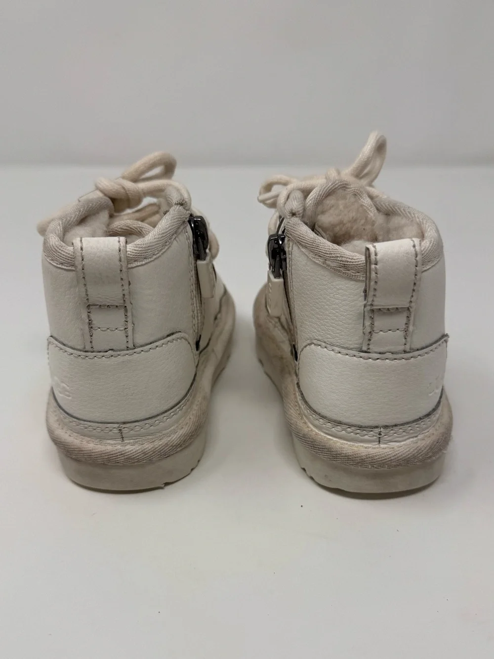 Baby Ugg boots, size 6, leather, shearling, warm, winter, classic, sneaker